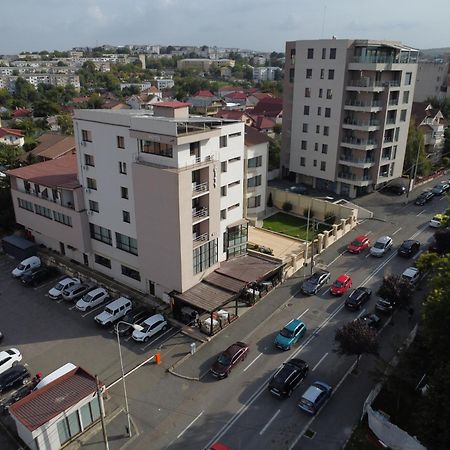 Hotel City تولتشيا المظهر الخارجي الصورة