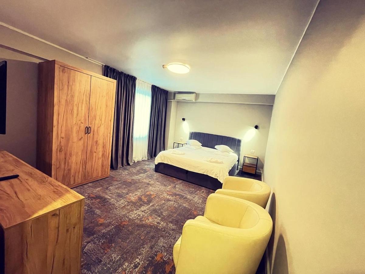 Hotel City تولتشيا المظهر الخارجي الصورة