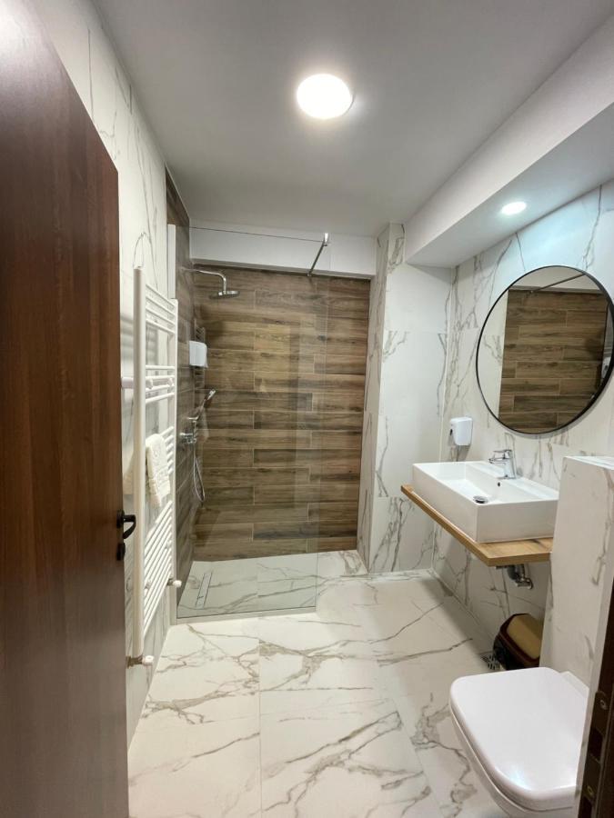 Hotel City تولتشيا المظهر الخارجي الصورة