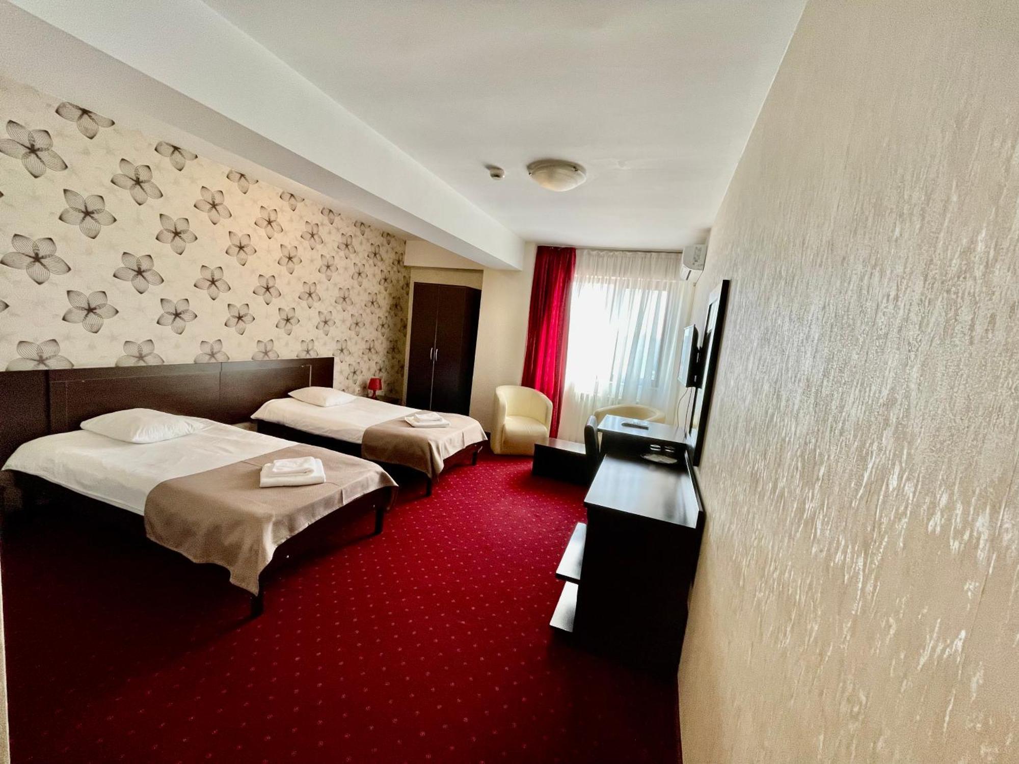 Hotel City تولتشيا المظهر الخارجي الصورة