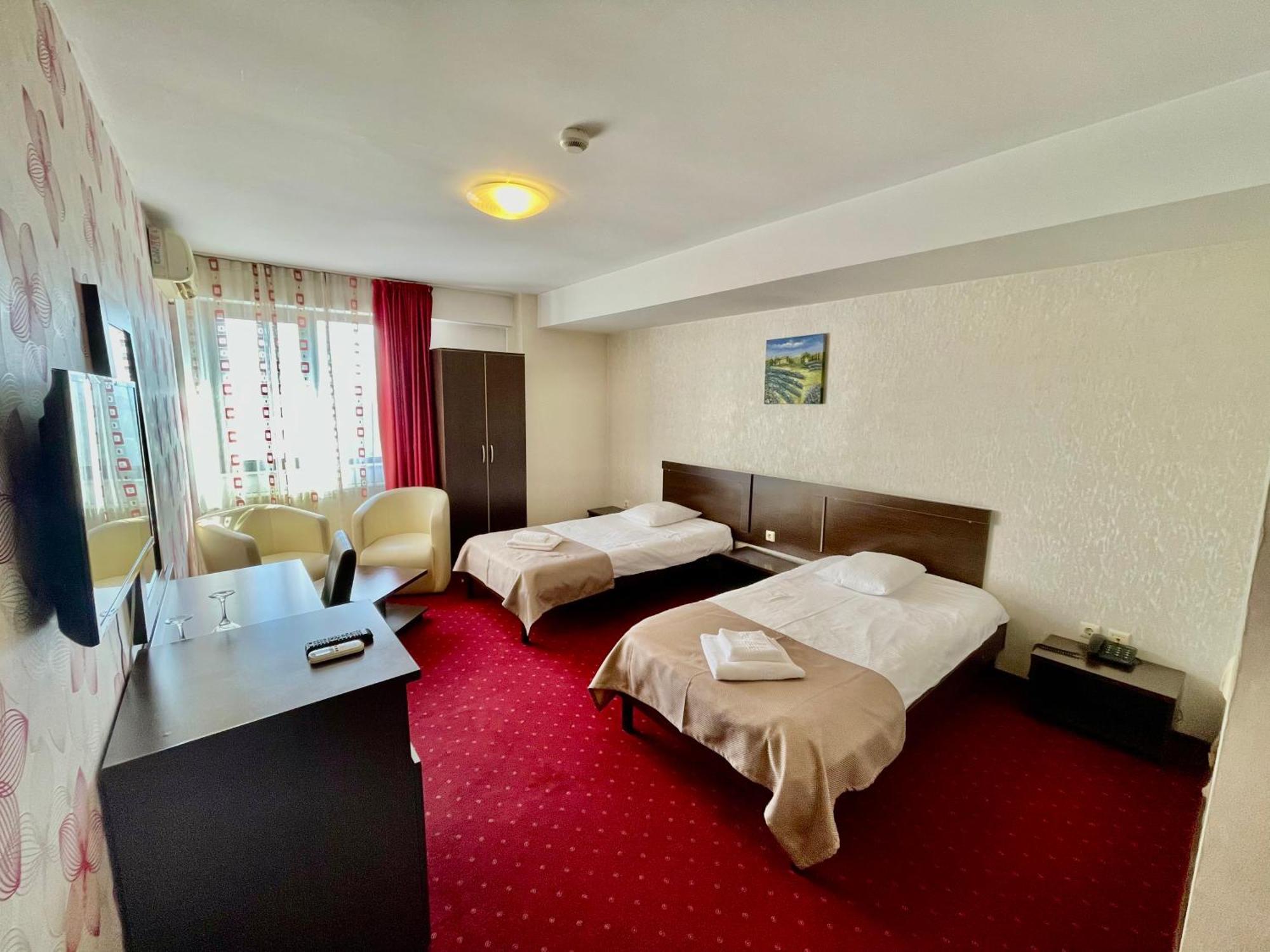 Hotel City تولتشيا المظهر الخارجي الصورة