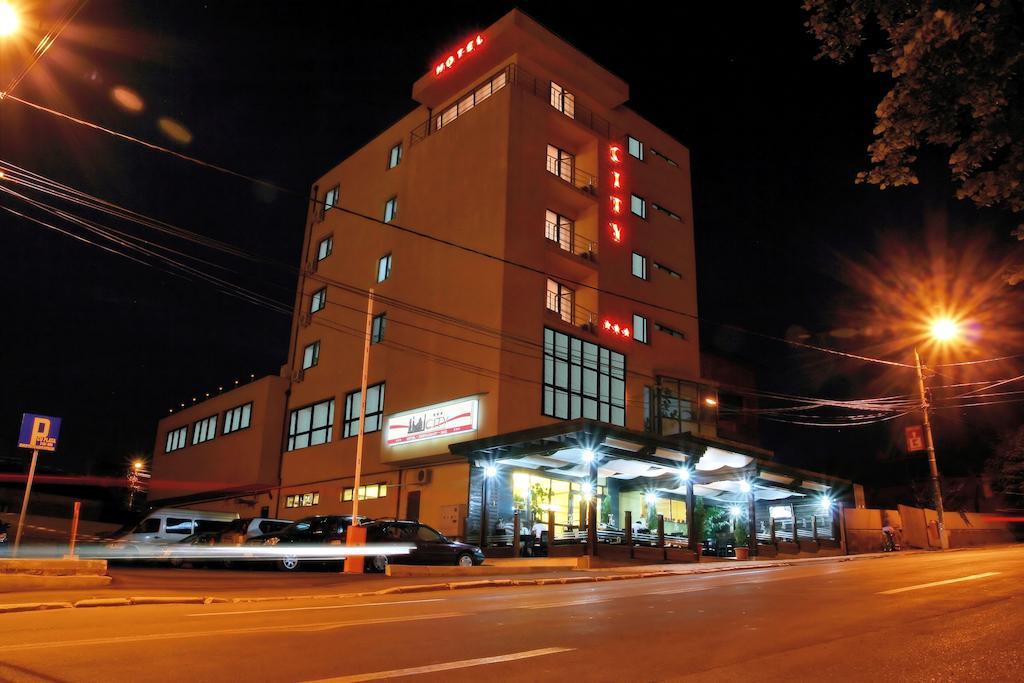 Hotel City تولتشيا المظهر الخارجي الصورة